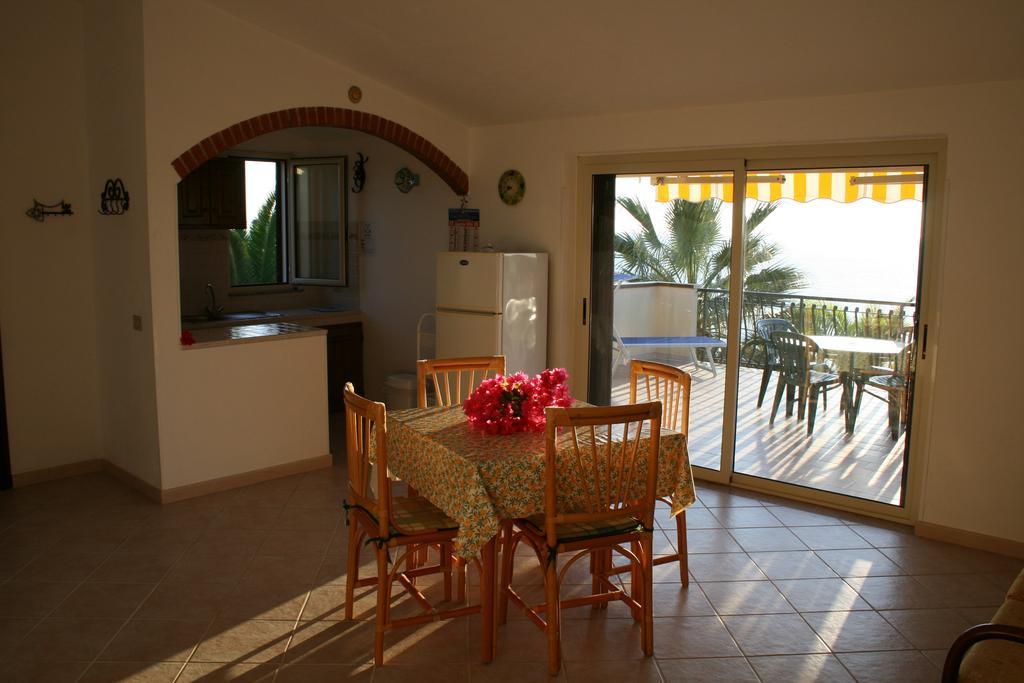 Ferienwohnung Residenza Stefanelli Capo Vaticano Zimmer foto