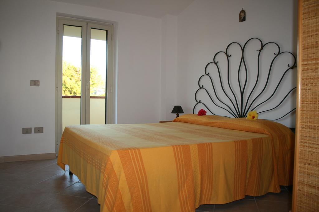 Ferienwohnung Residenza Stefanelli Capo Vaticano Zimmer foto