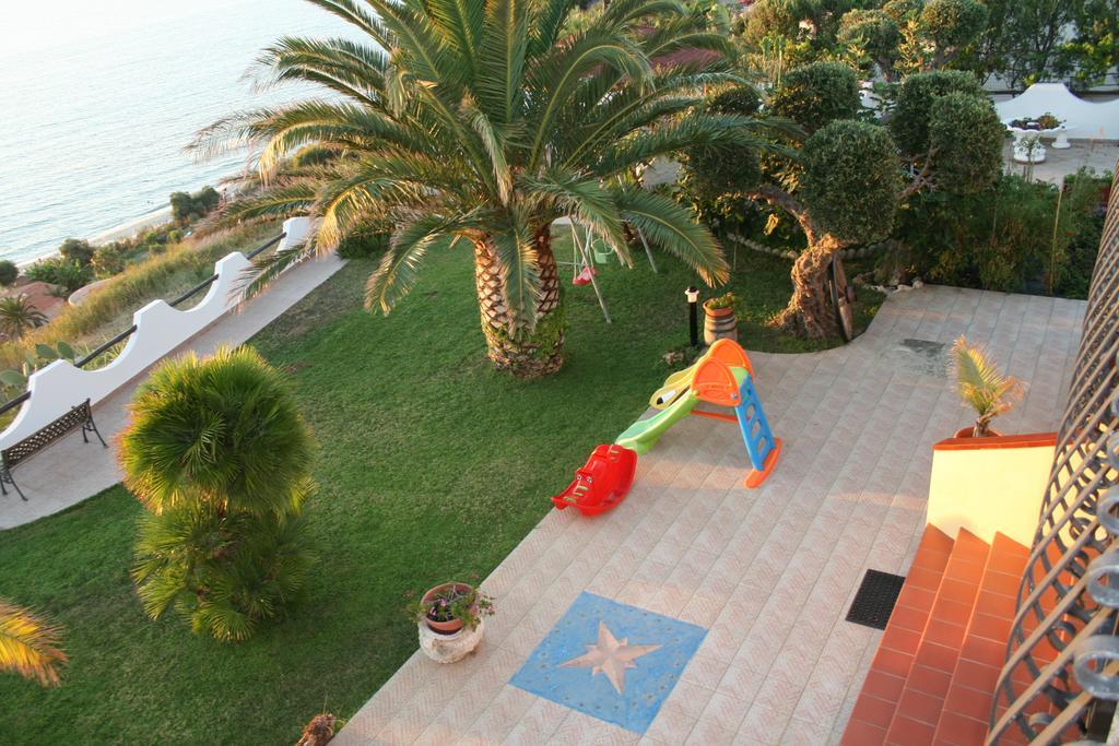 Ferienwohnung Residenza Stefanelli Capo Vaticano Zimmer foto